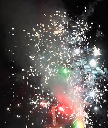 Batareya salyutov SHkiper 2 Batareya salyutov SHkiper 2