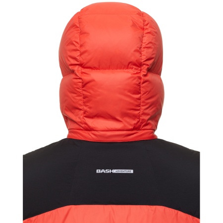 kurtka-bask-ray-korallovyj-chernyj 3