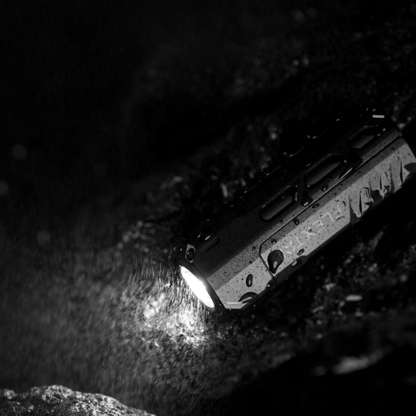 fonar-kempingovyj-flextail-zero-flash-light-silver 3 fonar-kempingovyj-flextail-zero-flash-light-silver 3